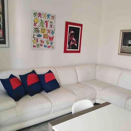 Lovely Flat, Super Connected To The Centre,Wifi,4P Милан Экстерьер фото